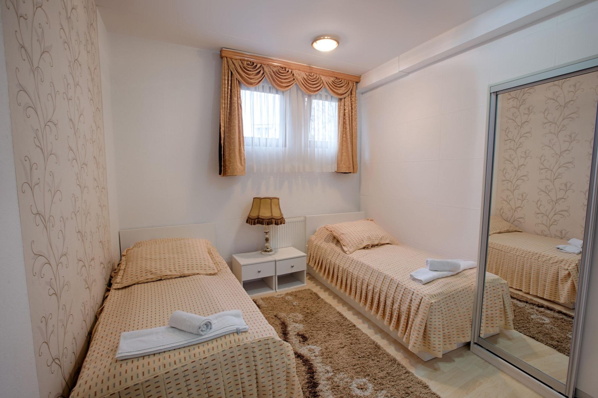Hotel Herc Сараево Екстериор снимка