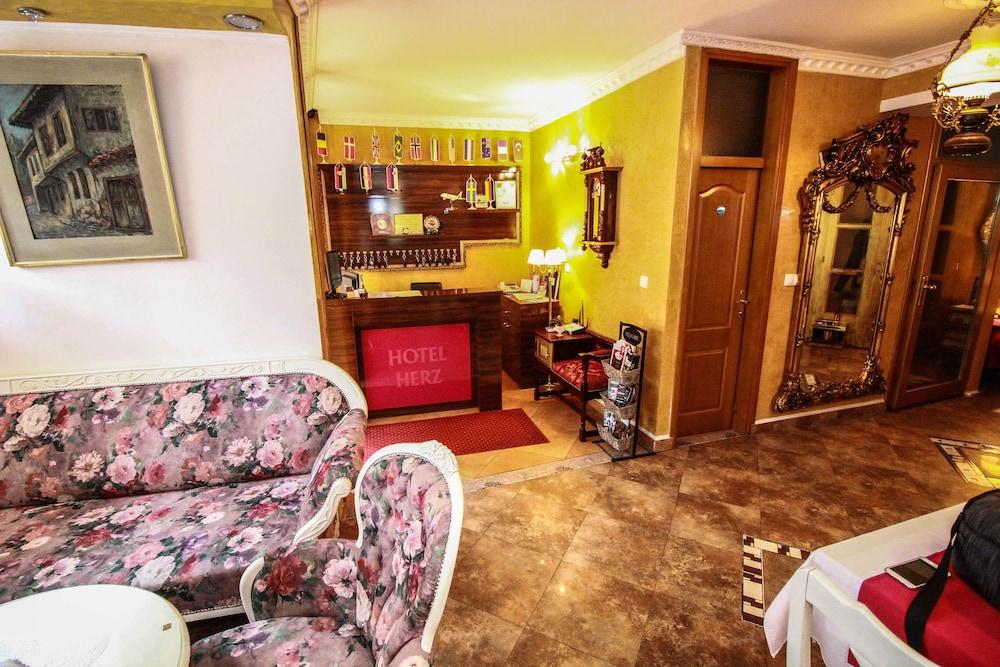 Hotel Herc Сараево Екстериор снимка